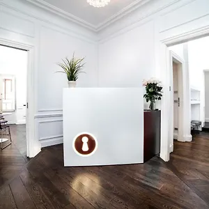 Gasthuis Youroom Carrozze, Rome